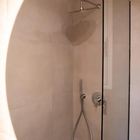 Oiakas Appartement *